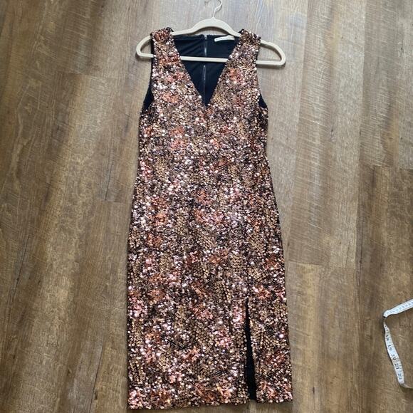 Alice Olivia Natalie Embroidered Sequin Midi Dress Size 10 - Picture 4 of 11